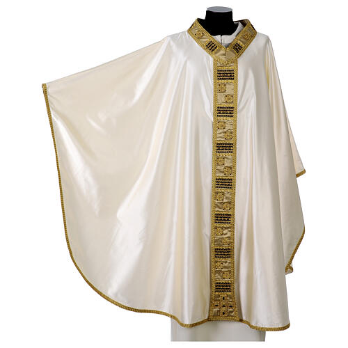 Silk chasuble with gold and black trimming by Vebi Confezioni 3