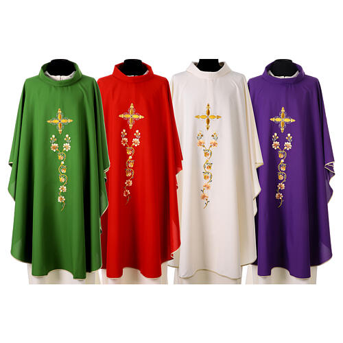 Chasuble with floral embroideries by Gamma 1