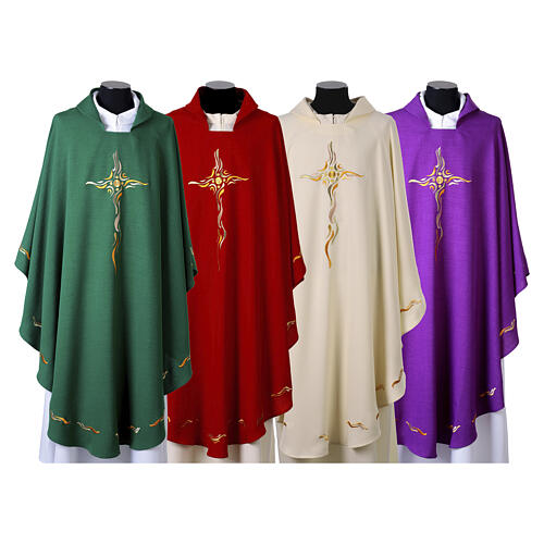 Chasuble with wavy decorations 100% polyester 1