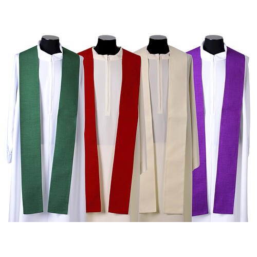 Chasuble with wavy decorations 100% polyester 10