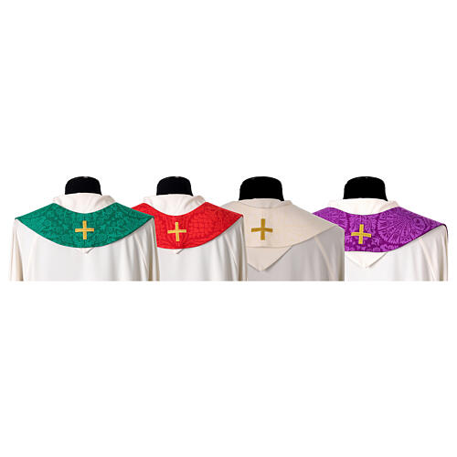 Damask chasuble with velvet collar and appliqués 16