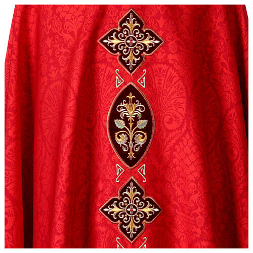 Damask chasuble with velvet collar and applications 6