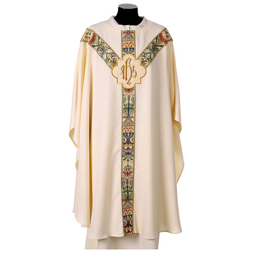 Chasuble galon floral doré IHS 1