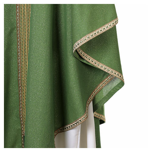 Chasuble détails fil or galon passementerie dorée perles gemmes 11