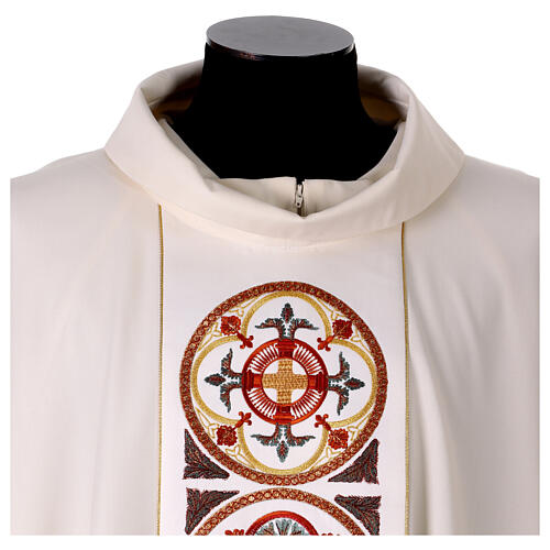 Chasuble with embroidered stole featuring crosses and natural motifs 3