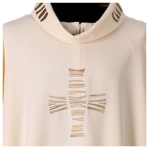 Embroidered chasuble with asymmetrical horizontal lines 4