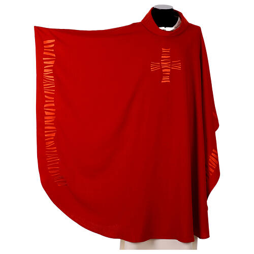 Chasuble embroidered with asymmetric horizontal lines 5