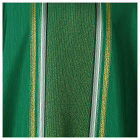 Chasuble with gold thread stripes and cross trim