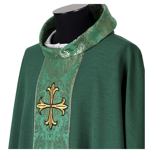Chasuble bande centrale brodée croix or 7