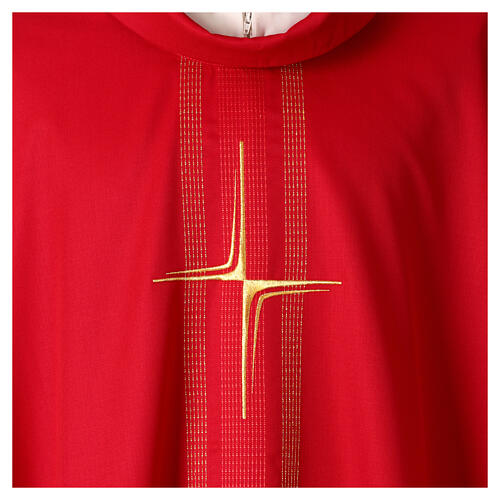 Stylized cross chasuble with vertical drop lines details 6