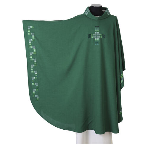 Chasuble with modern geometric patterns in a single colour 4