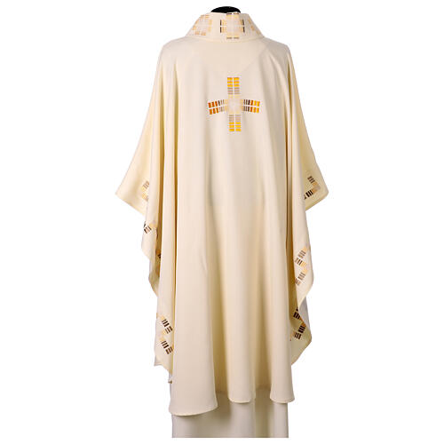 Single-color chasuble with modern geometric motifs 12