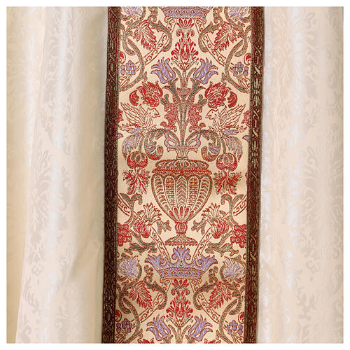 Brocade chasuble with galloon of Jacquard fabric 2