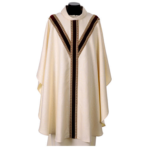 Chasuble semi-gothique galon velours passementerie or 1