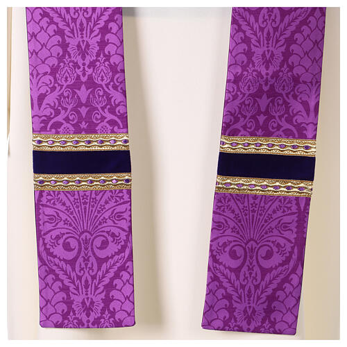 Chasuble semi-gothique galon velours passementerie or 17