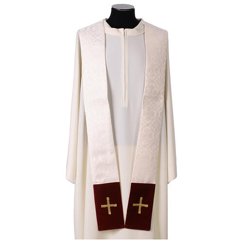 Chasuble damas broderies or IHS 10