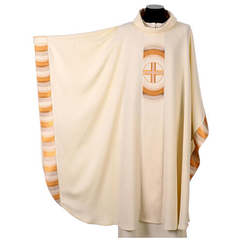 Chasuble avec croix motif circulaire 3