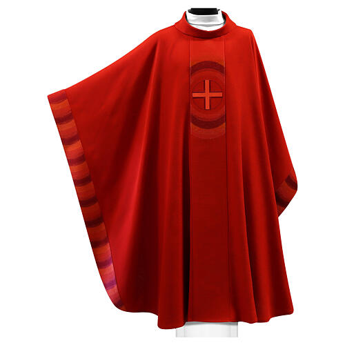 Chasuble avec croix motif circulaire 7