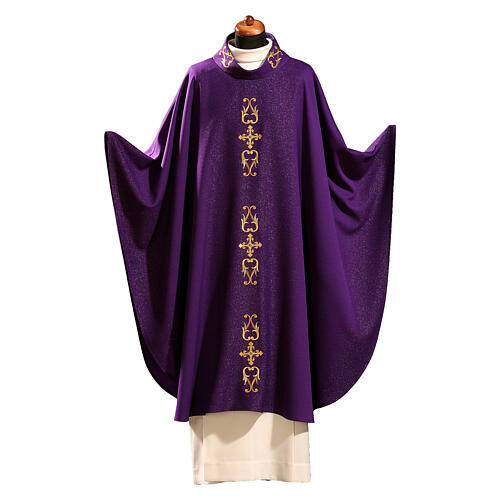 Chasuble with gold and green relief embroidery with crosses 11