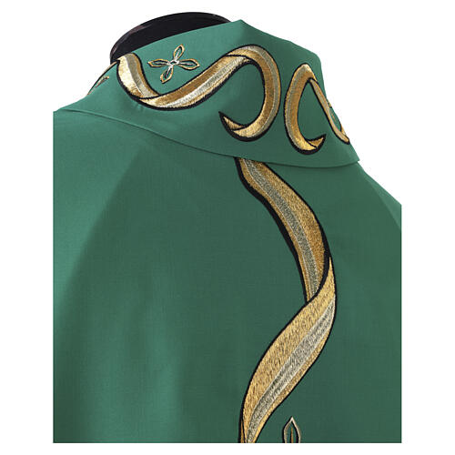 Chasuble with wavy pattern and embroidered crosses 7