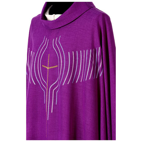 Cross chasuble with trimmings details 4