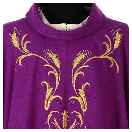 Chasuble with grape and wheat embroideries in gold thread 2