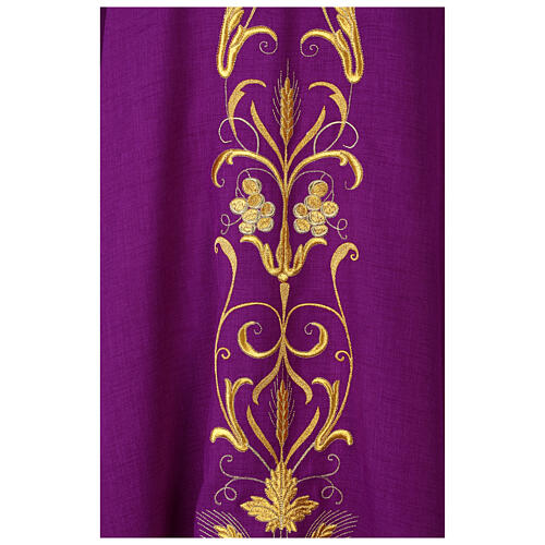 Chasuble with grape and wheat embroideries in gold thread 4