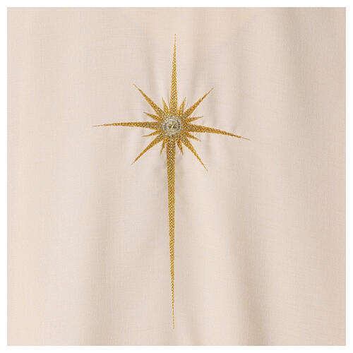 Chasuble blanche Sainte Famille brodée en relief 4