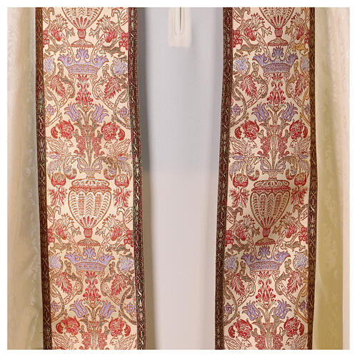 Capa de asperges tecido damasco estolas passamanaria motivo floral dourado 4