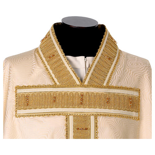 Ivory silk chasuble with Tau cross Vebi Confezioni 8
