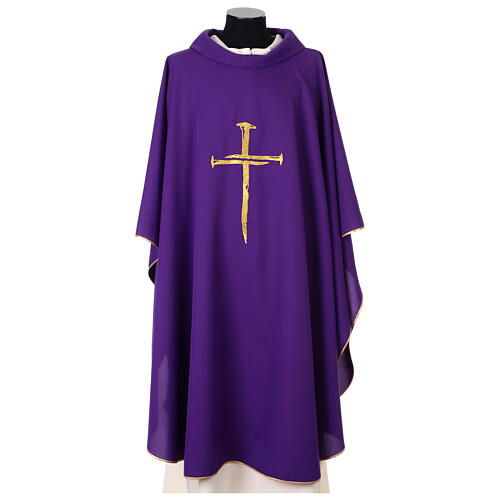 Chasuble with nail cross in golden thread by Vebi Confezioni 11