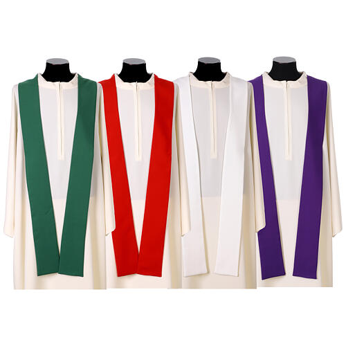 Chasuble with nail cross in golden thread by Vebi Confezioni 15