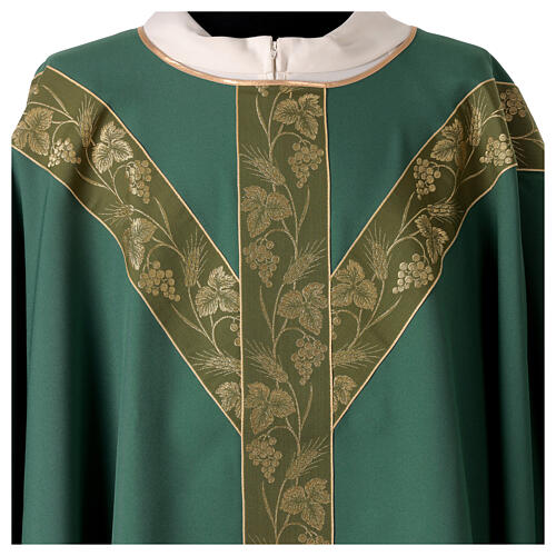 Chasuble with Y-shaped galloon, wheat and grape pattern, by Vebi Confezioni 3