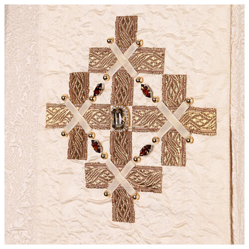 "Première" chasuble in silk damask with genuine crystals by Vebi Confections 3