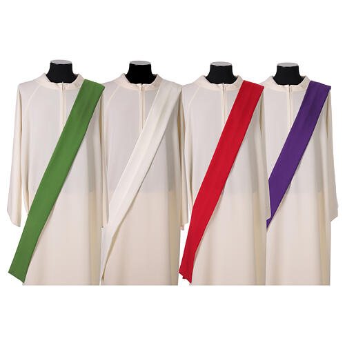 Polyester dalmatic with golden appliqué border 13