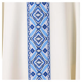 Chasuble polyester galon broderie géométrique bleu et azur