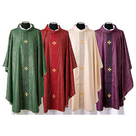 Chasuble Gamma en polyester et viscose avec six croix brodées
