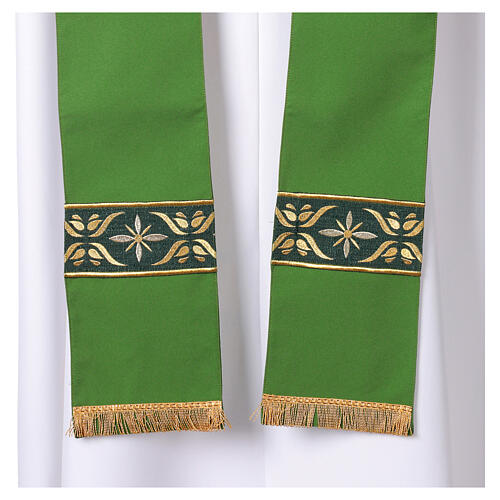 Gamma chasuble with machine-embroidered stole, gold floral motifs 12