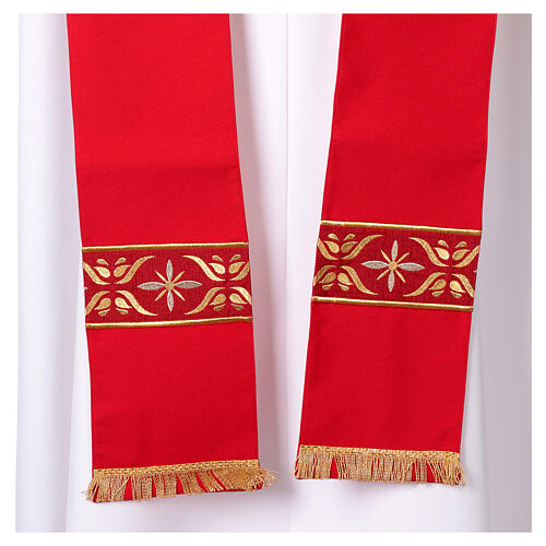 Gamma chasuble with machine-embroidered stole, gold floral motifs 13