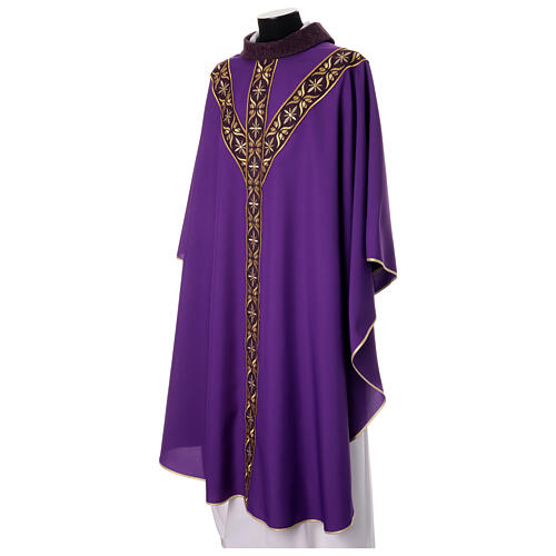 Casula croce di sant'Andrea Gamma ricami floreali filo dorato 11