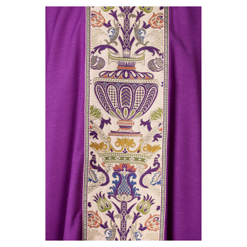 Slabbinck Chasuble with embroidered galloon and velvet collar 2