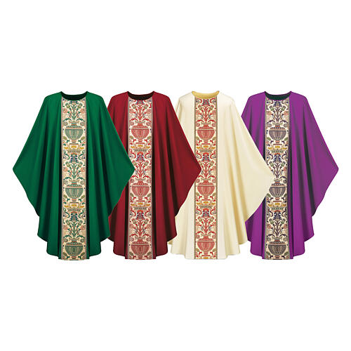 Embroidered chasuble with decorated orphrey by Slabbinck 1