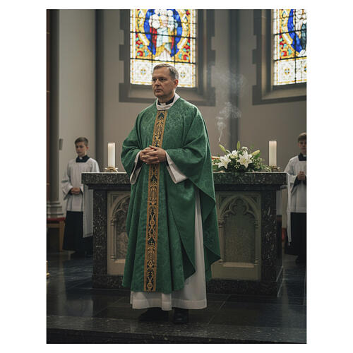 Gothic chasuble by Slabbinck with small braided Galloon 2