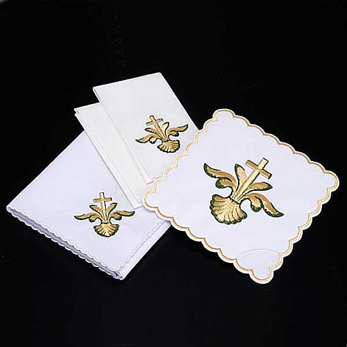 Mass linen set 4 pcs. shell, lily, cross 3
