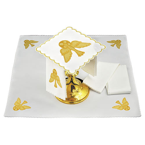 Altar cloth set with golden dove 1