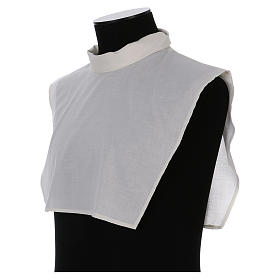 Altar linens: Amice in ivory cotton blend with zip on shoulder Altar linens: Amice in ivory cotton blend with zip on shoulder
