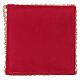 Nakrycie na kielich usztywniane, z wizerunkiem baranka na czerwonej tkaninie flokowanej s3