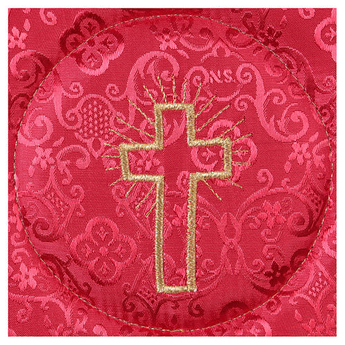Palla, verstärkt, roter Stoff mit Damaskmusterung, Stickerei Kreuz 2
