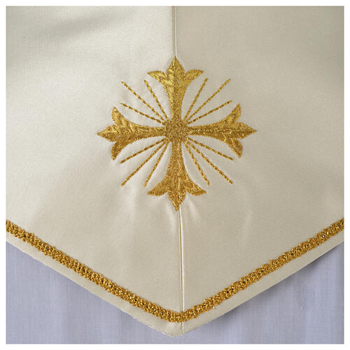 Clergy Stole in satin, machine embroidered with fringes and tassels Gamma 9