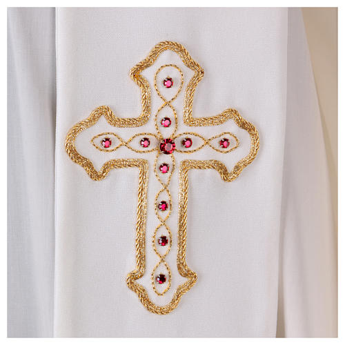 White stole with handmade embroidery in wool Monastero Montesole 2